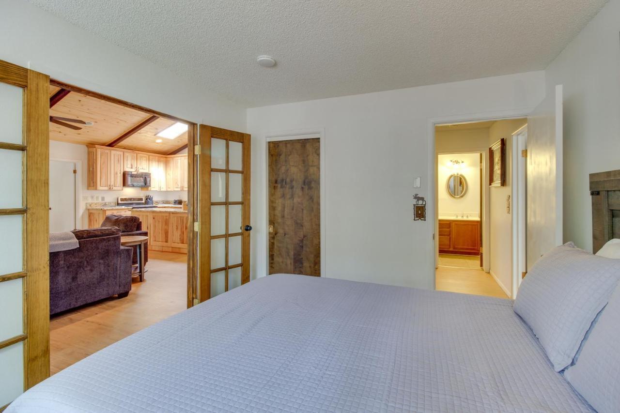 Updated Country Club Cabin, Near Golfing And Hiking! Indian Pine Exteriör bild