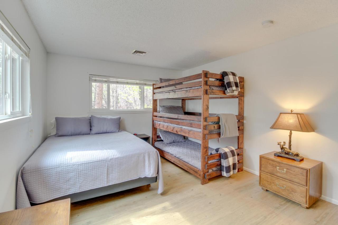 Updated Country Club Cabin, Near Golfing And Hiking! Indian Pine Exteriör bild